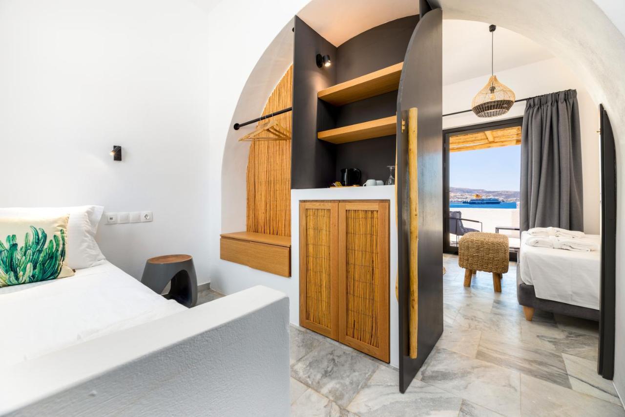 Omilos Beachfront House パロス島 エクステリア 写真