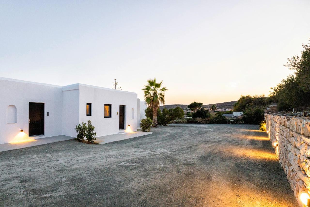 Omilos Beachfront House パロス島 エクステリア 写真